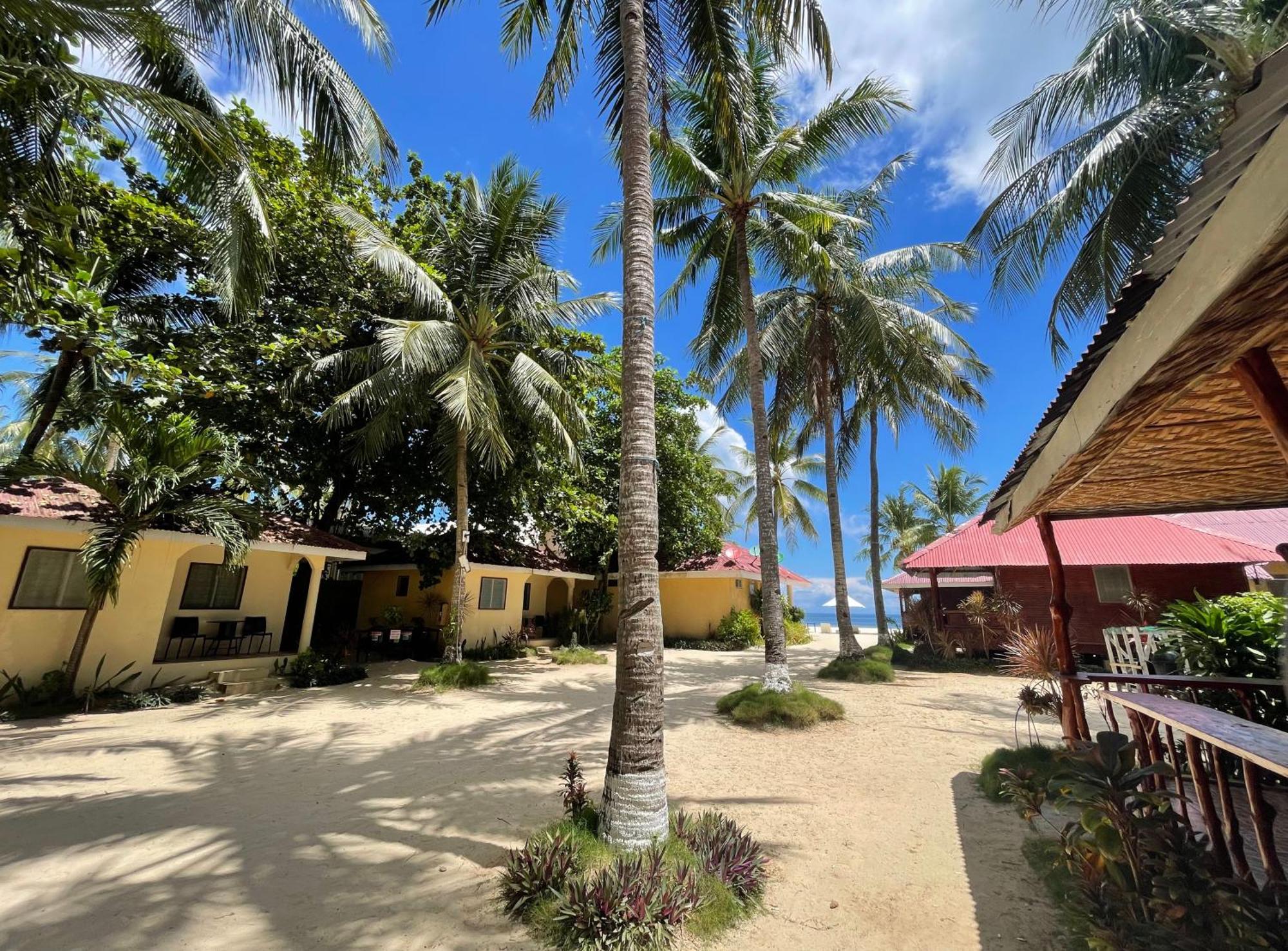 Beach Placid Resort Powered By Cocotel Ocoy Екстериор снимка